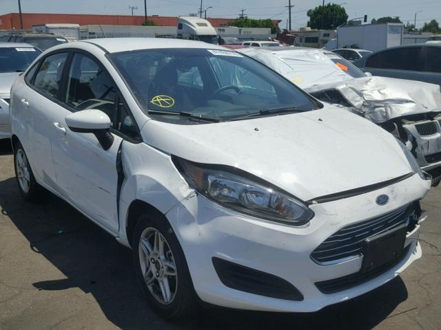 3FADP4BJ1HM125971 - 2017 FORD FIESTA SE WHITE photo 1