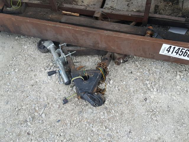 1ZFUE1217JB000796 - 2004 UTILITY TRAILER Qəhvəyi foto 7