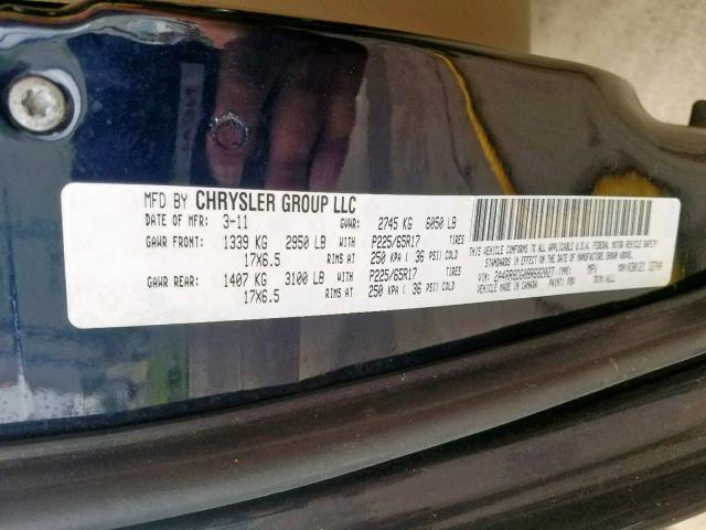 2A4RR8DG0BR682027 - 2011 CHRYSLER TOWN & COU BLUE photo 10