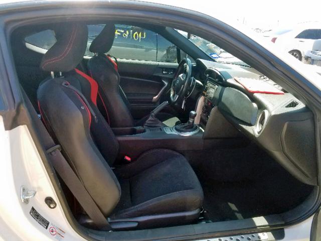 JF1ZNAA19D2729099 - 2013 TOYOTA SCION FR-S WHITE photo 5