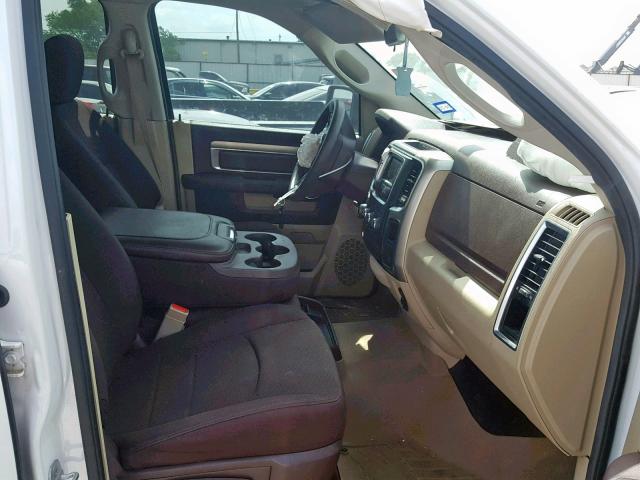1C6RR6LG6ES147032 - 2014 RAM 1500 SLT Bílá fotografie 5