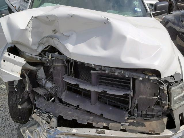 1C6RR6LG6ES147032 - 2014 RAM 1500 SLT Bílá fotografie 7