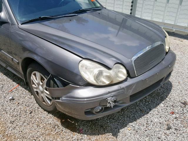 KMHWF25H34A932062 - 2004 HYUNDAI SONATA GL GRAY photo 9