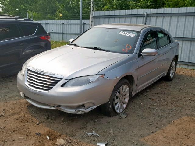 1C3BC1FG3BN552466 - 2011 CHRYSLER 200 TOURIN SILVER photo 2