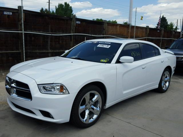 2C3CDXHG2CH244474 - 2012 DODGE CHARGER SX WHITE photo 2