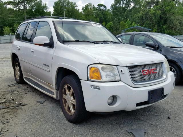 1GKET63M052313502 - 2005 GMC ENVOY DENA WHITE photo 1