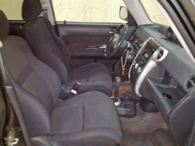 JTLKT324850191390 - 2005 TOYOTA SCION XB 黑色 照片 5
