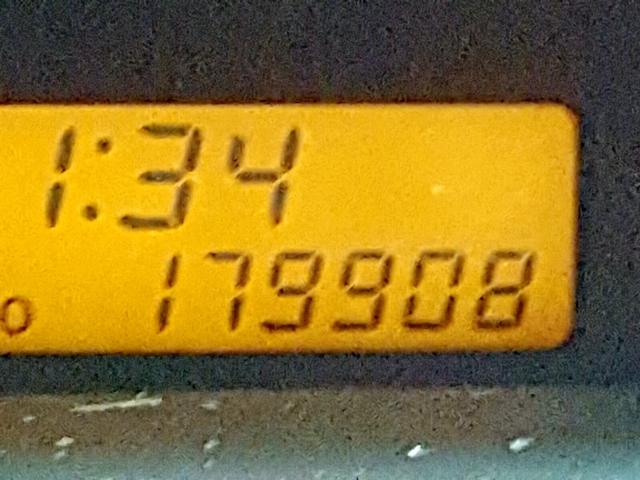 JTLKT324850191390 - 2005 TOYOTA SCION XB 黑色 照片 8