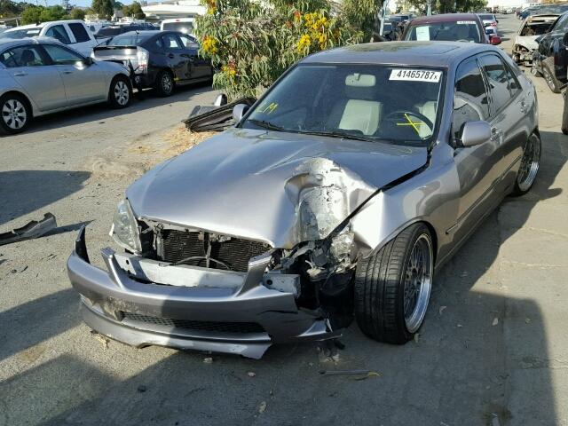 JTHBD192730077796 - 2003 LEXUS IS 300 GRAY photo 2