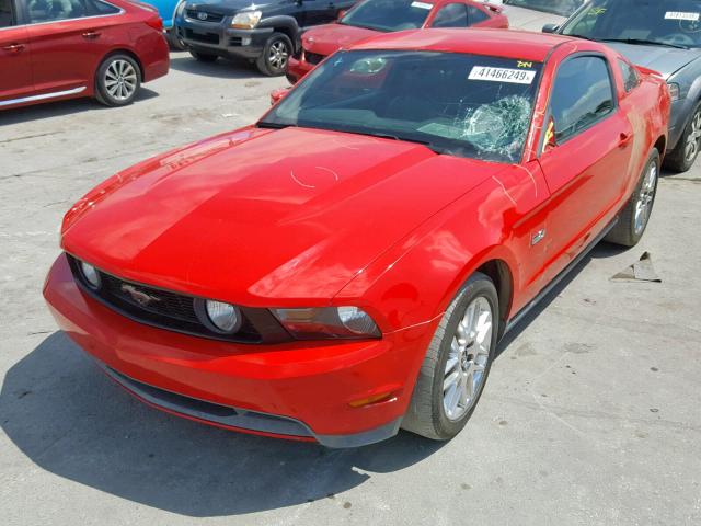 1ZVBP8CF3C5230252 - 2012 FORD MUSTANG GT RED photo 2