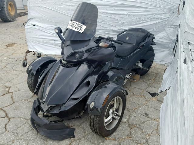 2BXJALA17CV000377 - 2012 CAN-AM SPYDER ROA BLACK photo 2