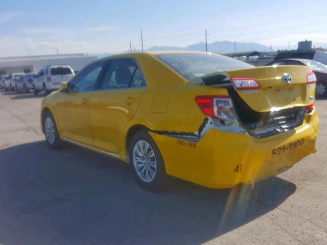 4T1BD1FKXEU131833 - 2014 TOYOTA CAMRY HYBR YELLOW photo 3