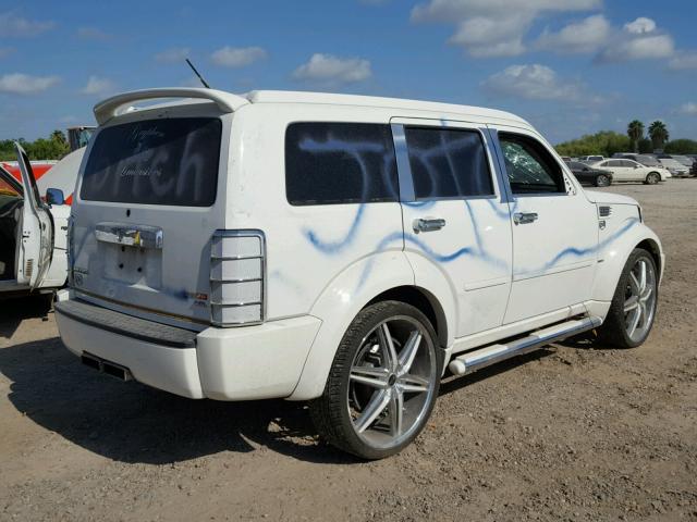 1D8GT58637W706013 - 2007 DODGE NITRO R/T WHITE photo 4