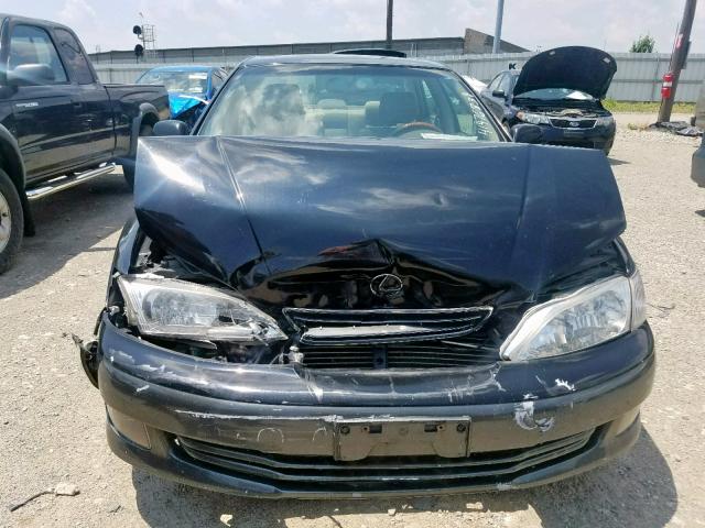 JT8BF28G610322629 - 2001 LEXUS ES 300 BLACK photo 7