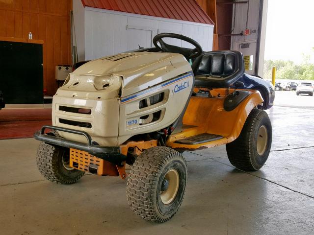 S1B121H20264 - 1998 CUB CADET WHITE photo 2