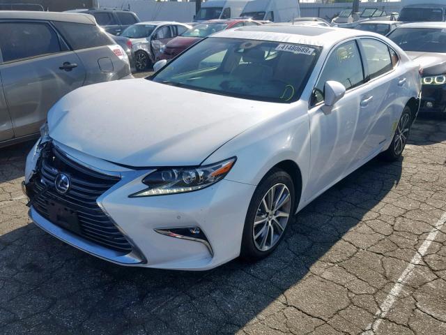 JTHBW1GG9J2184035 - 2018 LEXUS ES 300H WHITE photo 2