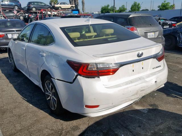 JTHBW1GG9J2184035 - 2018 LEXUS ES 300H WHITE photo 3