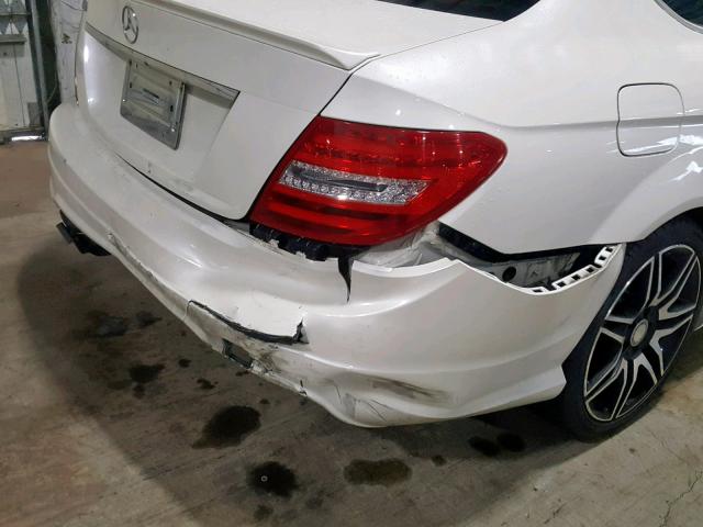 WDDGJ4HB8EG219415 - 2014 MERCEDES-BENZ C 250 WHITE photo 9