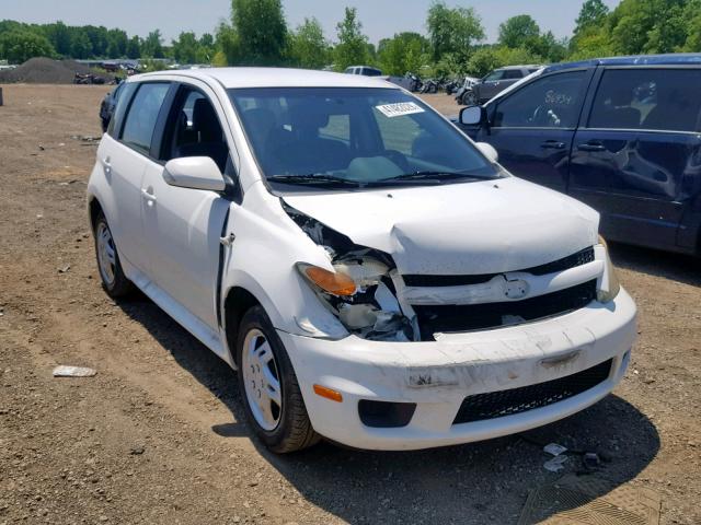 JTKKT624860134484 - 2006 TOYOTA SCION XA WHITE photo 1