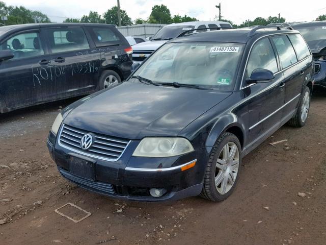 WVWYU63B55E144743 - 2005 VOLKSWAGEN PASSAT GLX BLACK photo 2