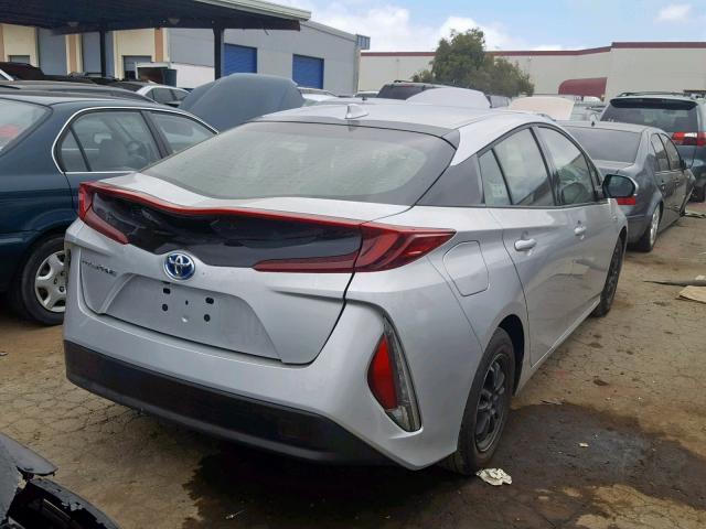 JTDKARFP3K3110024 - 2019 TOYOTA PRIUS PRIM 银色 照片 4