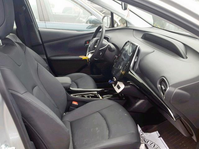 JTDKARFP3K3110024 - 2019 TOYOTA PRIUS PRIM 银色 照片 5