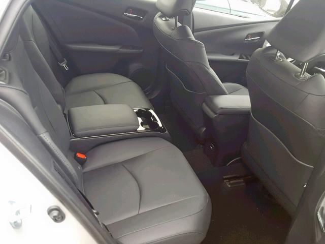 JTDKARFP3K3110024 - 2019 TOYOTA PRIUS PRIM 银色 照片 6