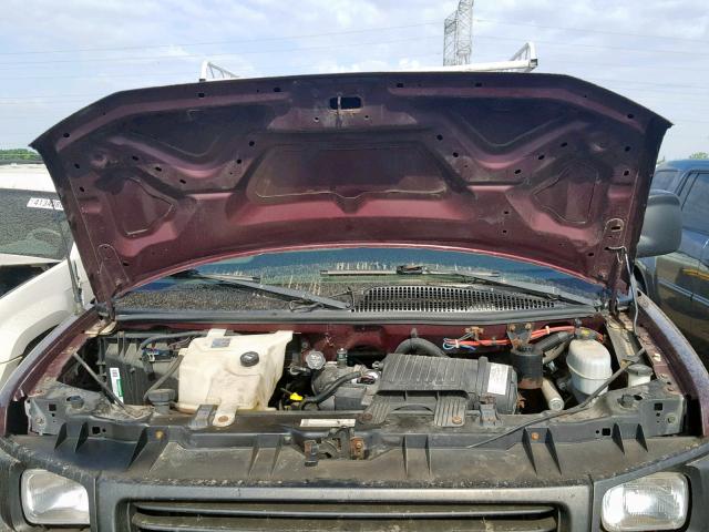 1GTHG35U741143412 - 2004 GMC SAVANA G35 MAROON photo 7