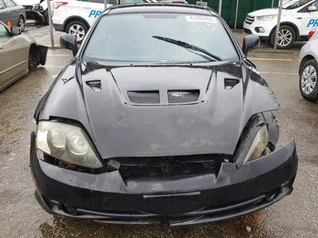 KMHHM65D43U013980 - 2003 HYUNDAI TIBURON BLACK photo 9