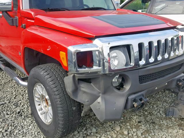 5GTDN13E578103659 - 2007 HUMMER H3 RED photo 9