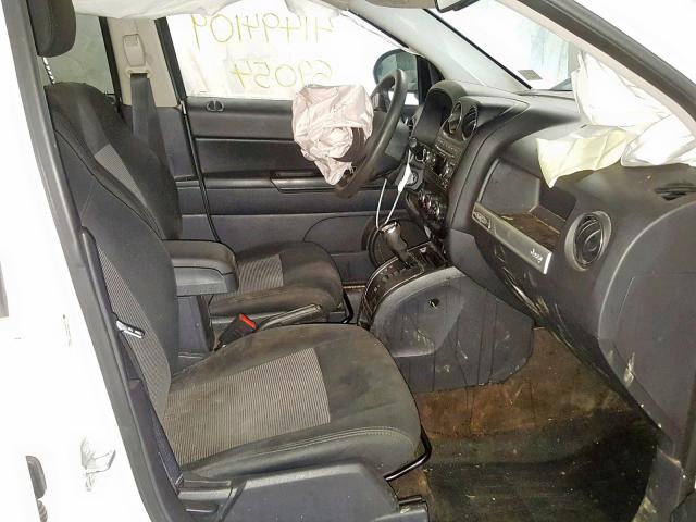 1C4NJDBB3ED706615 - 2014 JEEP COMPASS SP თეთრი ფოტო 3