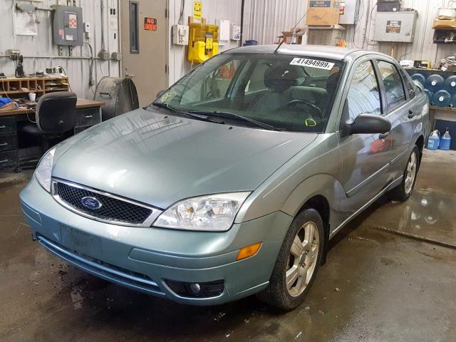 1FAHP34NX6W226810 - 2006 FORD FOCUS ZX4 GREEN photo 2