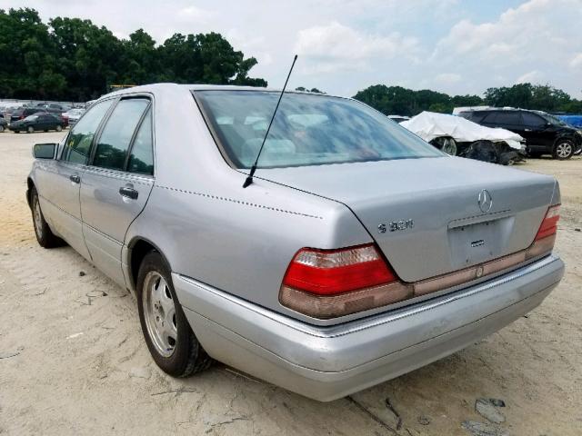 WDBGA32G3WA381819 - 1998 MERCEDES-BENZ S 320W GRAY photo 3