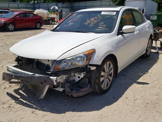 1HGCP2F8XBA059010 - 2011 HONDA ACCORD EXL WHITE photo 2