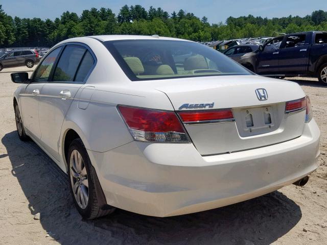 1HGCP2F8XBA059010 - 2011 HONDA ACCORD EXL WHITE photo 3