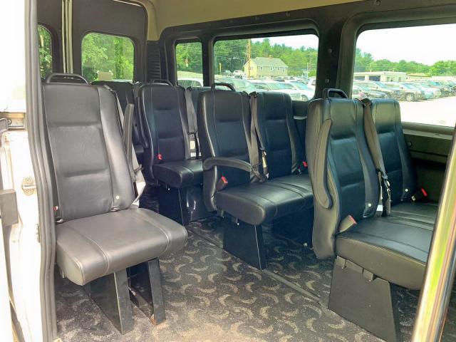 3C6TRVPG5GE110599 - 2016 RAM PROMASTER WHITE photo 8