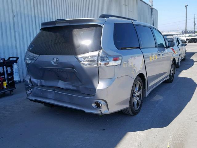 5TDXZ3DC9HS804378 - 2017 TOYOTA SIENNA SE SILVER photo 4