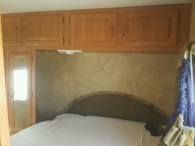 4YDT31R2897201659 - 2009 KEYSTONE HORNET WHITE photo 5