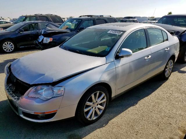 WVWJM7AN9AE078051 - 2010 VOLKSWAGEN PASSAT KOM SILVER photo 2