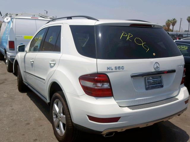 4JGBB5GB0BA655114 - 2011 MERCEDES-BENZ ML 350 WHITE photo 3