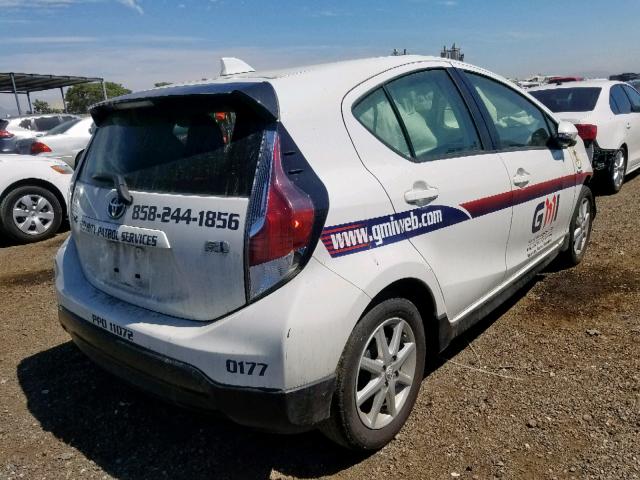 JTDKDTB36H1594962 - 2017 TOYOTA PRIUS C WHITE photo 4