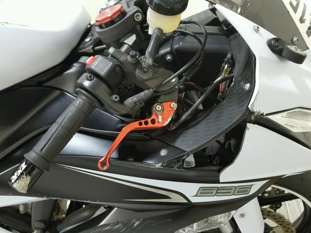 JKBZXJE15DA006764 - 2013 KAWASAKI ZX636 E WHITE photo 13