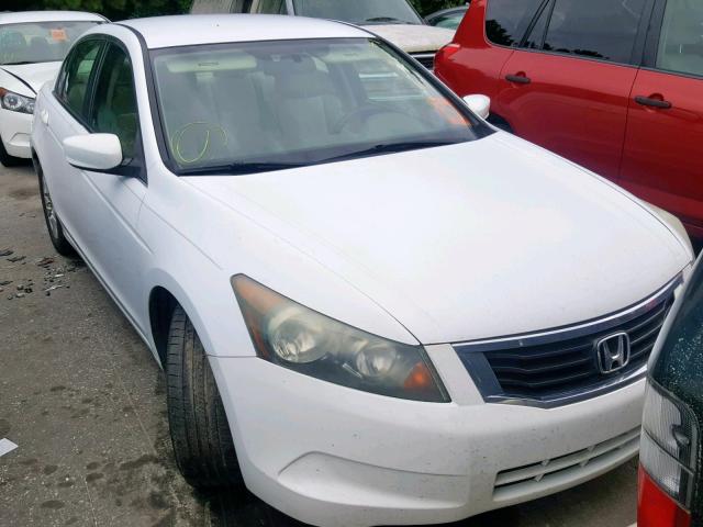 1HGCP2F47AA029054 - 2010 HONDA ACCORD LXP WHITE photo 1