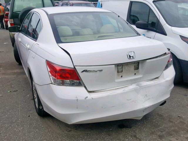 1HGCP2F47AA029054 - 2010 HONDA ACCORD LXP WHITE photo 3