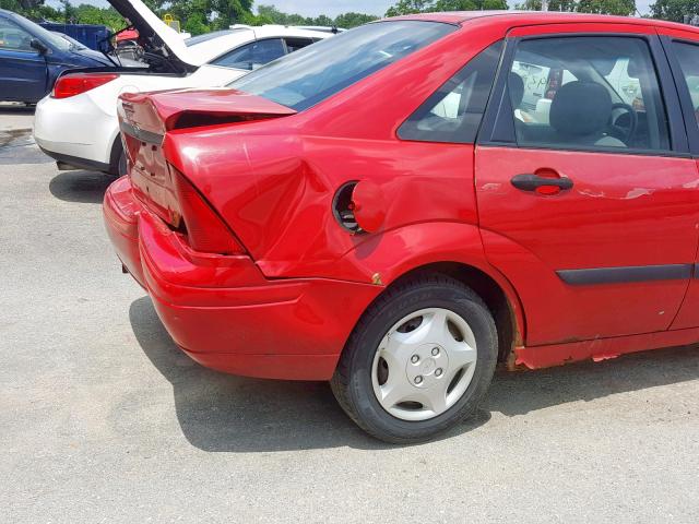 1FAFP33P71W191856 - 2001 FORD FOCUS LX RED photo 9