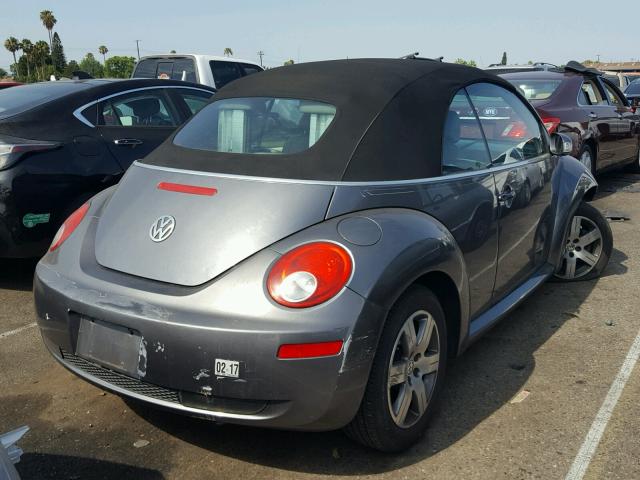 3VWRF31Y96M310792 - 2006 VOLKSWAGEN NEW BEETLE GRAY photo 4