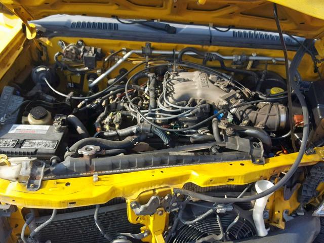 5N1ED28T0YC566766 - 2000 NISSAN XTERRA XE YELLOW photo 7