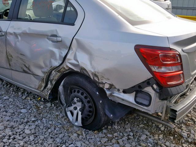 1G1JA5SH6H4146188 - 2017 CHEVROLET SONIC LS SILVER photo 9