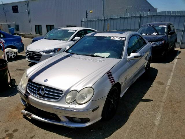 WDBTJ76H05F162018 - 2005 MERCEDES-BENZ CLK 55 AMG SILVER photo 2