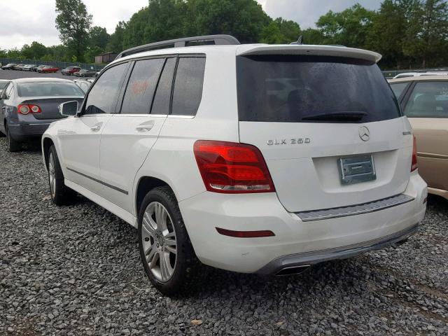 WDCGG0EB7FG398161 - 2015 MERCEDES-BENZ GLK 250 BL WHITE photo 3